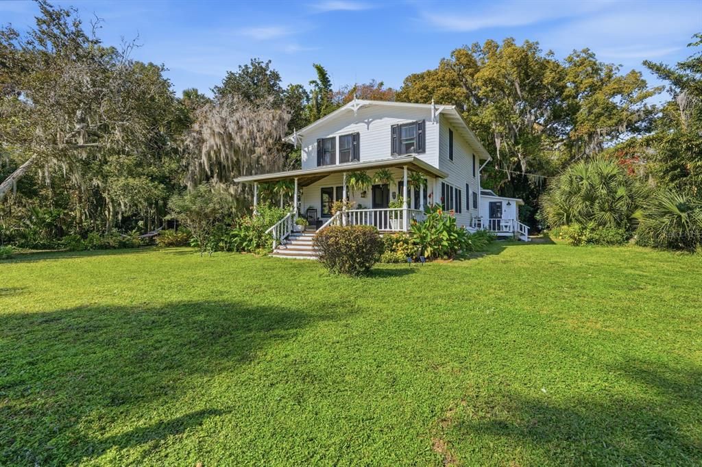 For Sale: $874,900 (6 beds, 3 baths, 2618 Square Feet)