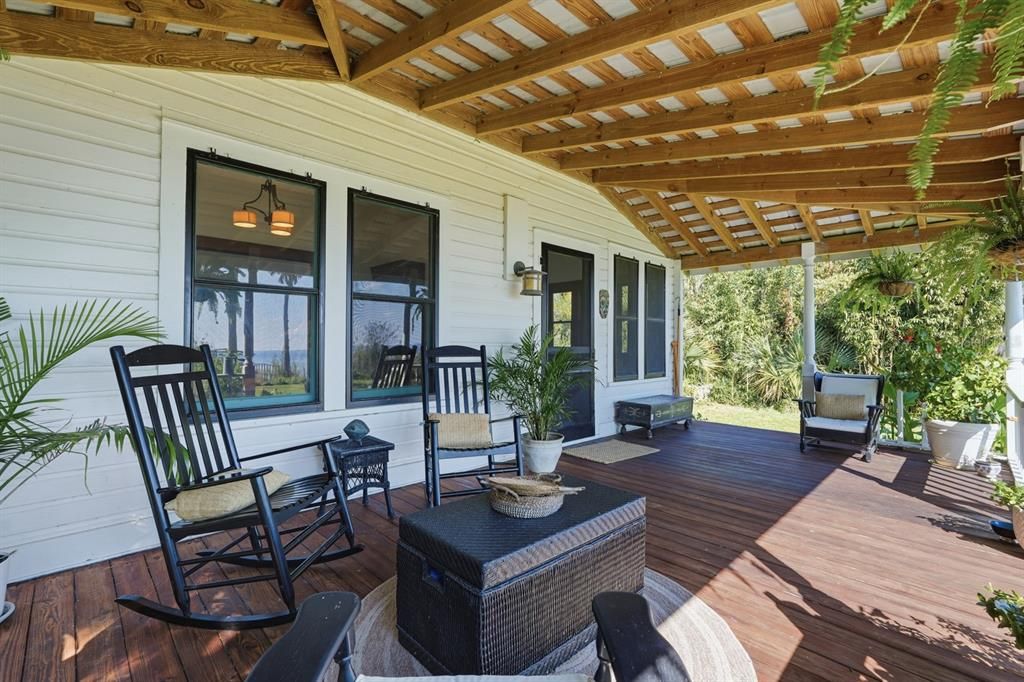 For Sale: $874,900 (6 beds, 3 baths, 2618 Square Feet)