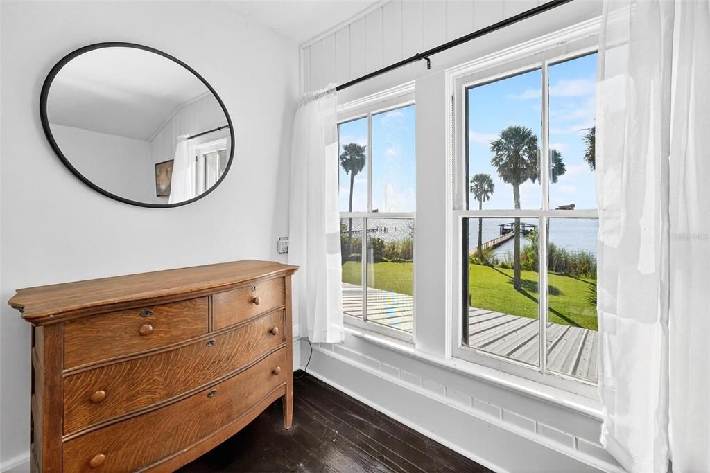 For Sale: $874,900 (6 beds, 3 baths, 2618 Square Feet)