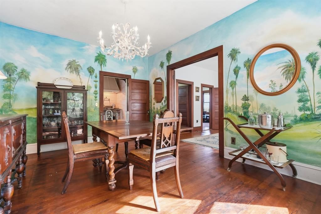 For Sale: $874,900 (6 beds, 3 baths, 2618 Square Feet)