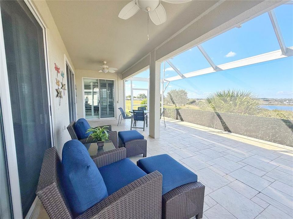 Под контрактом: $429,990 (3 спален, 2 ванн, 1846 Квадратных фут)