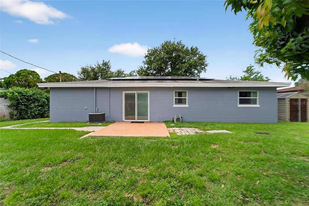 For Rent: $2,900 (3 beds, 2 baths, 1304 Square Feet)