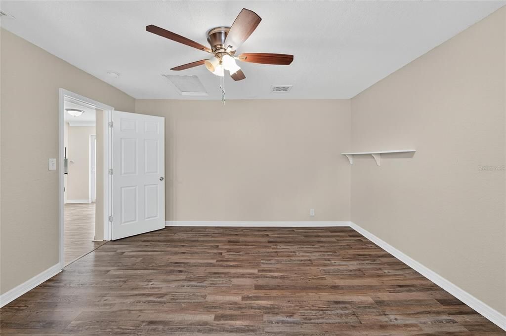 For Rent: $2,900 (3 beds, 2 baths, 1304 Square Feet)