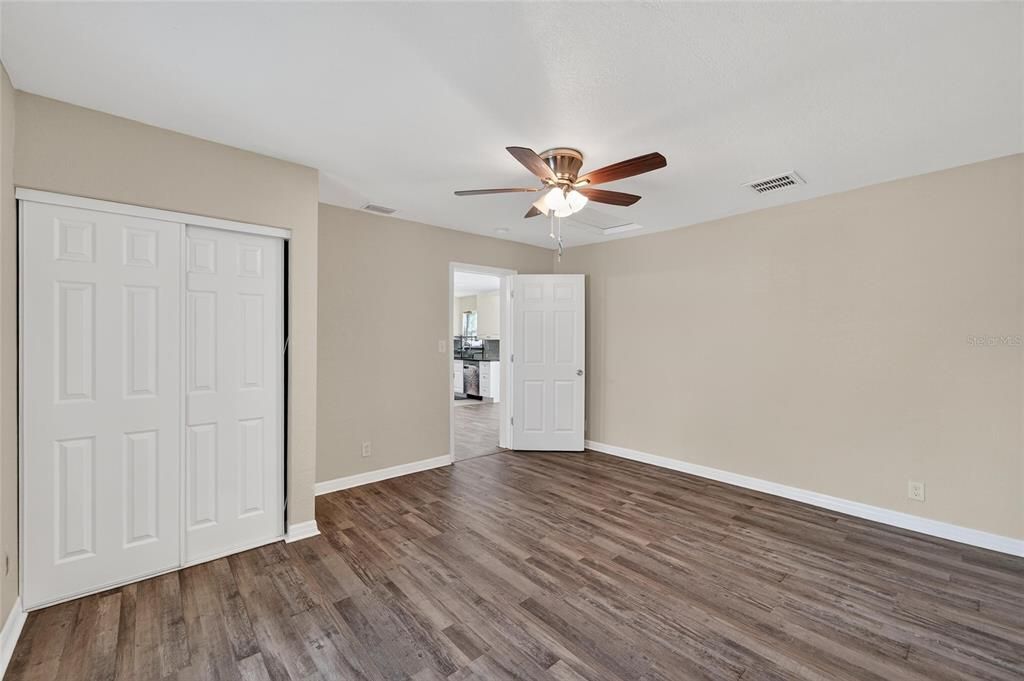 For Rent: $2,900 (3 beds, 2 baths, 1304 Square Feet)