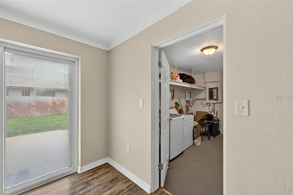 For Rent: $2,900 (3 beds, 2 baths, 1304 Square Feet)