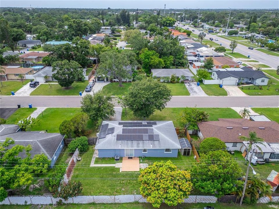 For Rent: $2,900 (3 beds, 2 baths, 1304 Square Feet)