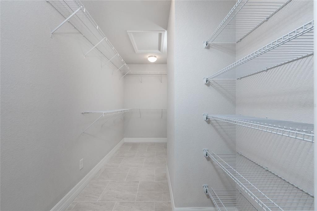 Active With Contract: $350,000 (3 beds, 2 baths, 1670 Square Feet)