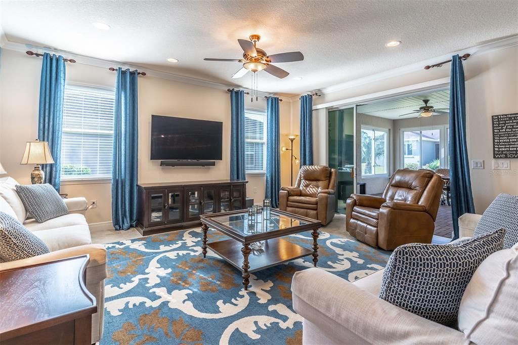 待售: $473,500 (3 贝兹, 3 浴室, 2649 平方英尺)