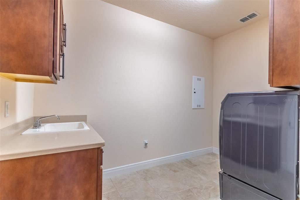 待售: $473,500 (3 贝兹, 3 浴室, 2649 平方英尺)