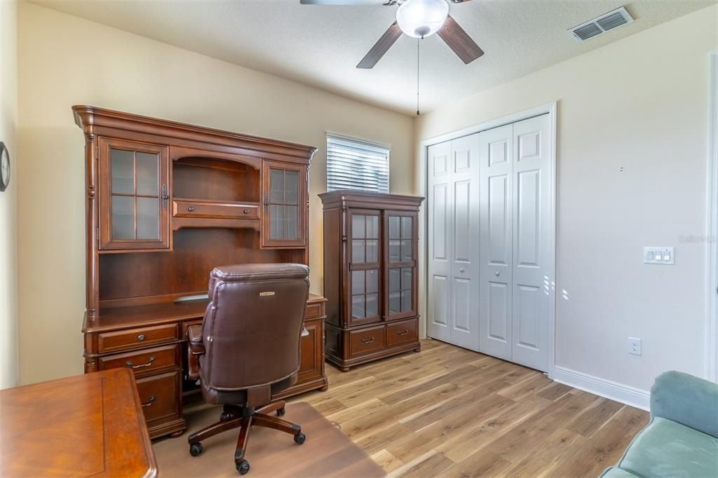 待售: $473,500 (3 贝兹, 3 浴室, 2649 平方英尺)