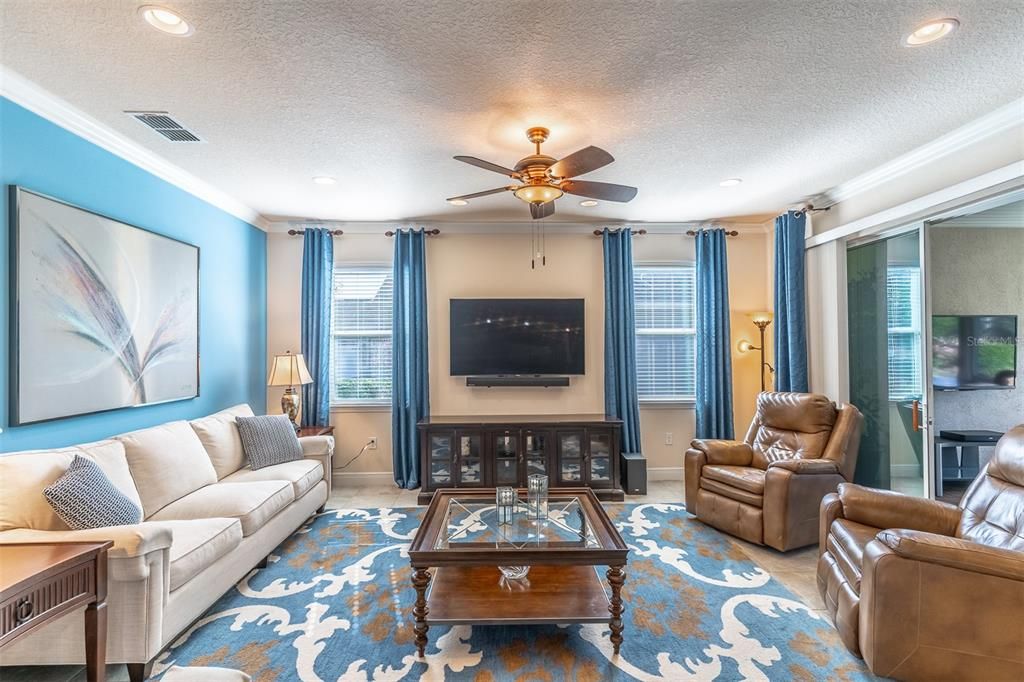 待售: $473,500 (3 贝兹, 3 浴室, 2649 平方英尺)