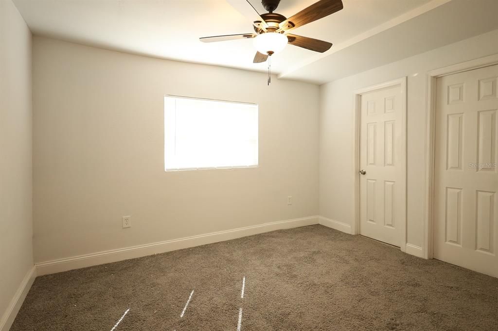 For Sale: $320,000 (3 beds, 2 baths, 832 Square Feet)