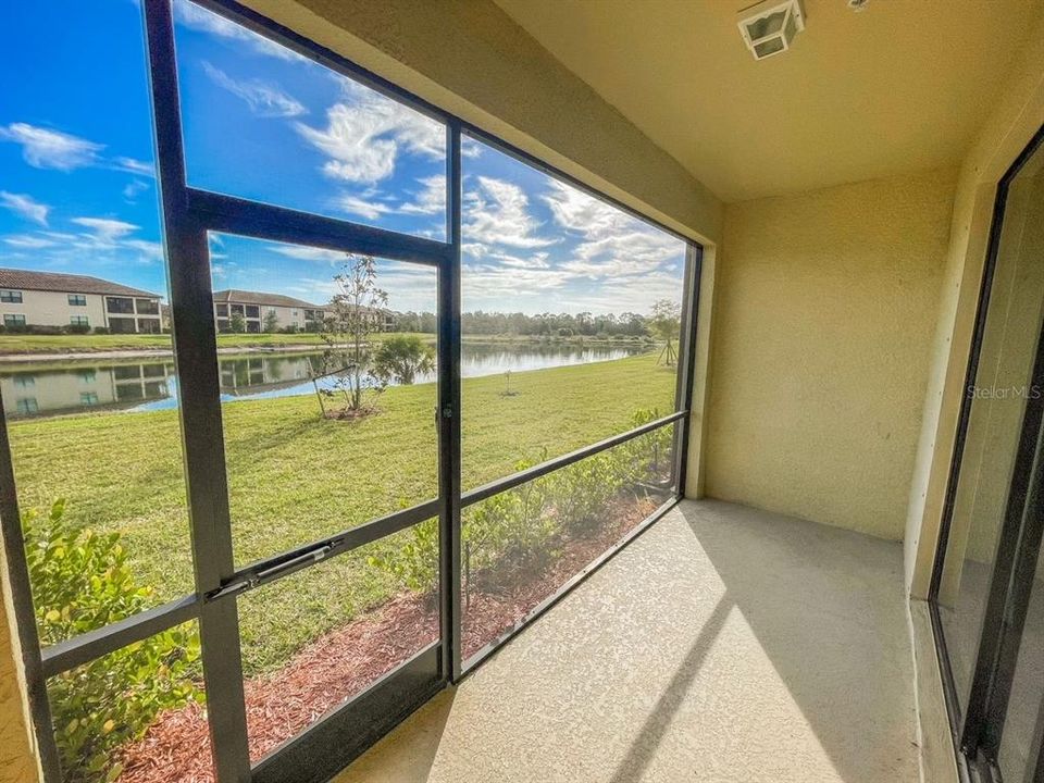 For Rent: $2,200 (3 beds, 2 baths, 1949 Square Feet)