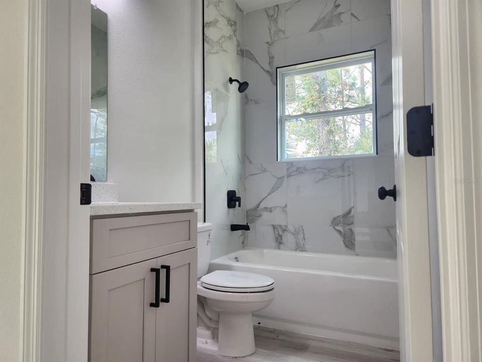 待售: $364,990 (4 贝兹, 3 浴室, 1894 平方英尺)