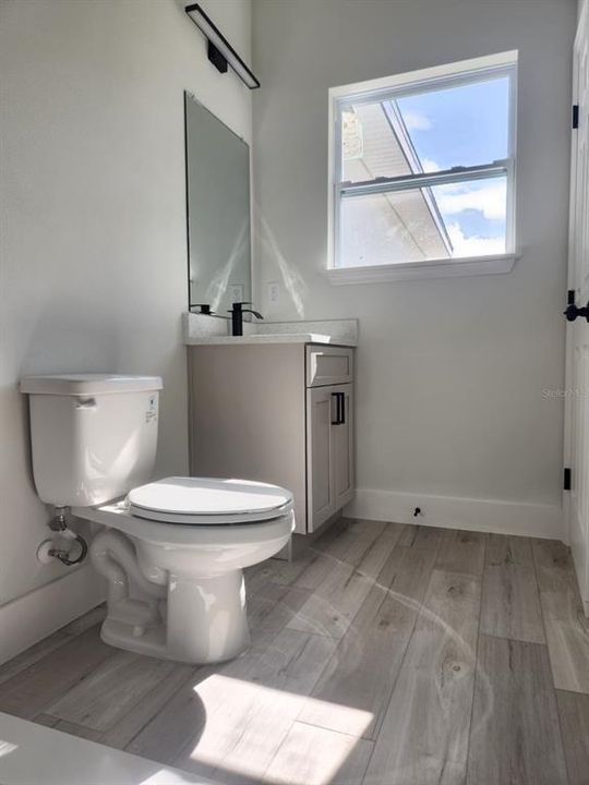 待售: $364,990 (4 贝兹, 3 浴室, 1894 平方英尺)