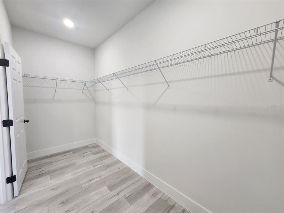 待售: $364,990 (4 贝兹, 3 浴室, 1894 平方英尺)