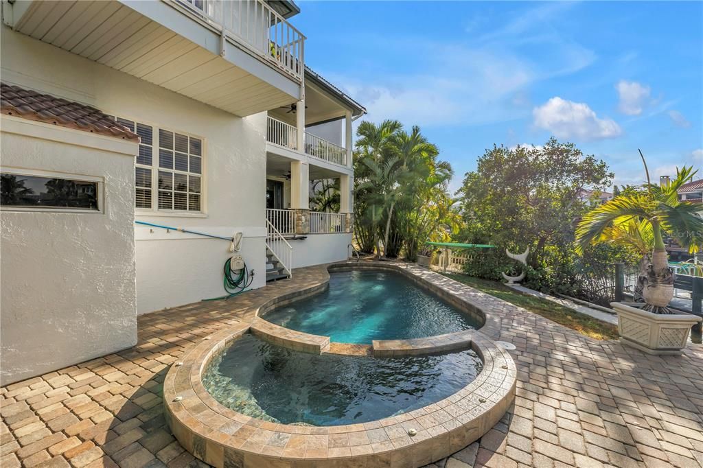 待售: $2,275,000 (5 贝兹, 3 浴室, 3009 平方英尺)