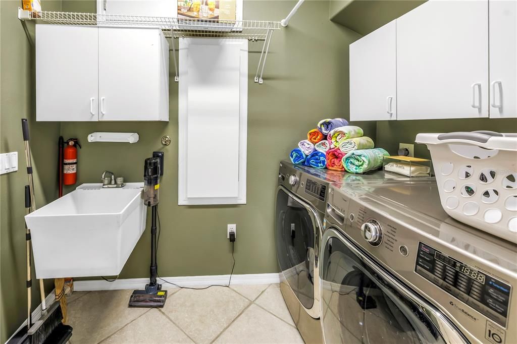 待售: $2,275,000 (5 贝兹, 3 浴室, 3009 平方英尺)