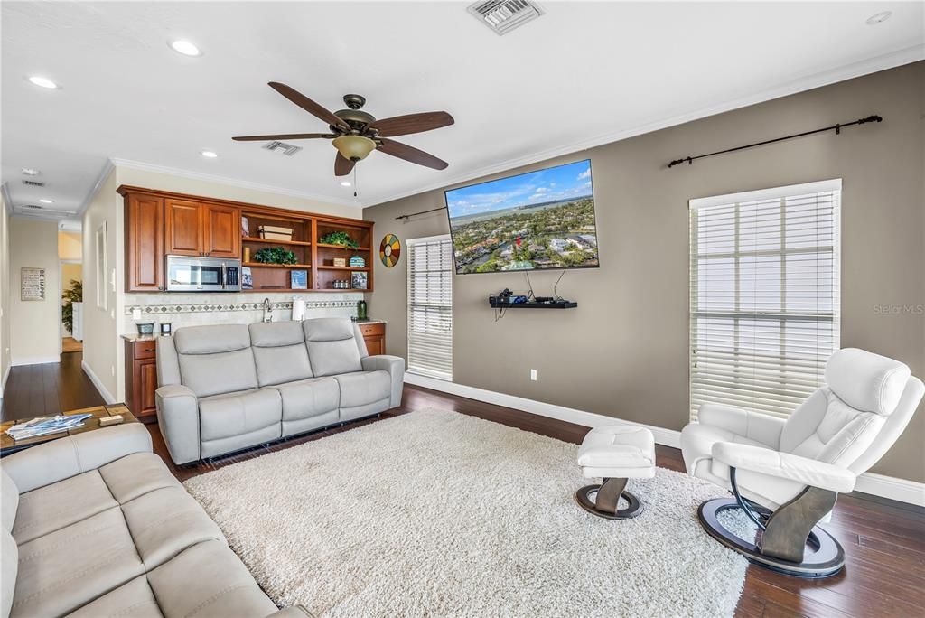 待售: $2,275,000 (5 贝兹, 3 浴室, 3009 平方英尺)