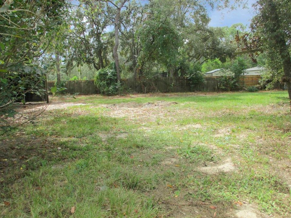 На продажу: $160,000 (3 спален, 2 ванн, 1404 Квадратных фут)