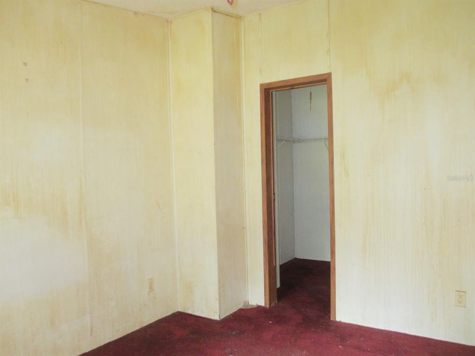 На продажу: $160,000 (3 спален, 2 ванн, 1404 Квадратных фут)