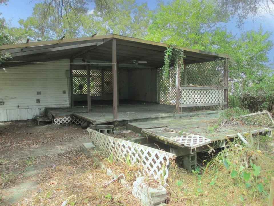 На продажу: $160,000 (3 спален, 2 ванн, 1404 Квадратных фут)