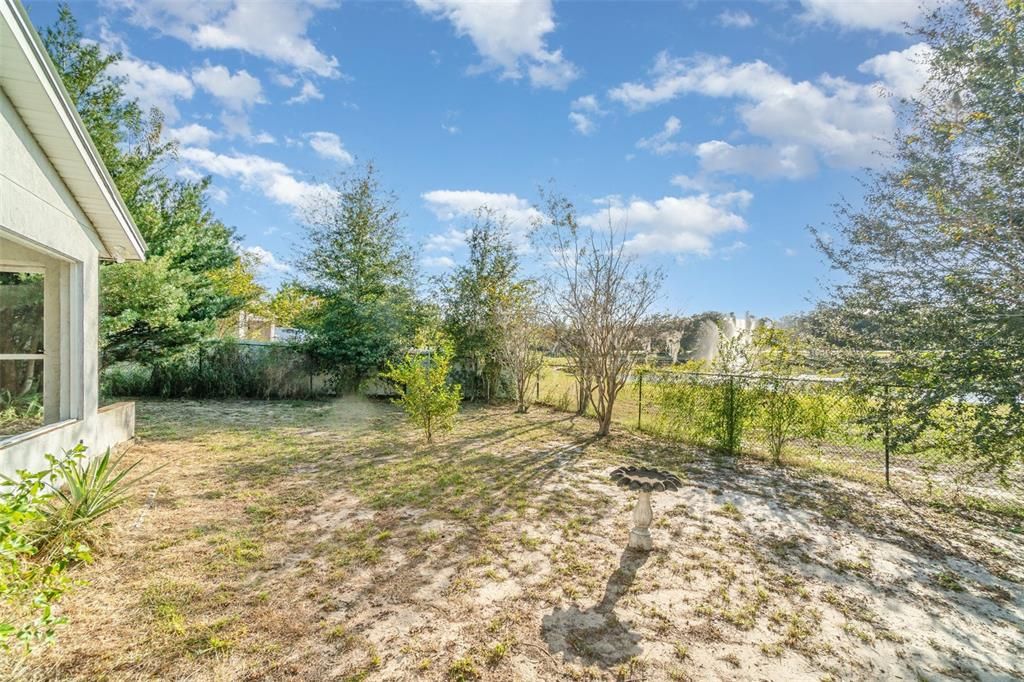 На продажу: $385,000 (3 спален, 2 ванн, 1603 Квадратных фут)