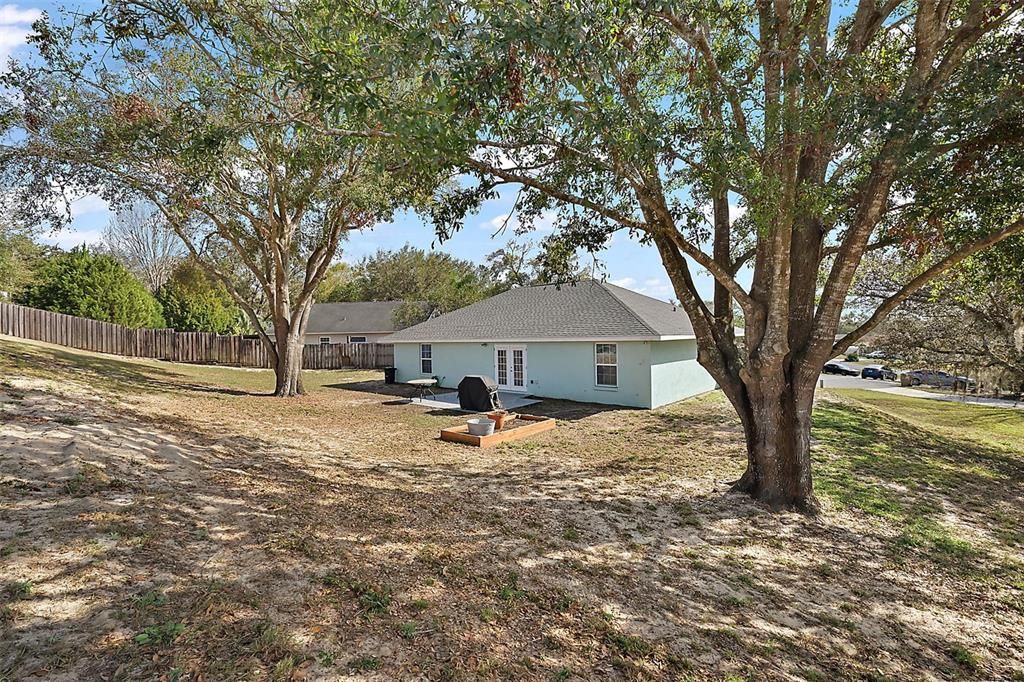 Active With Contract: $350,000 (3 beds, 2 baths, 1545 Square Feet)