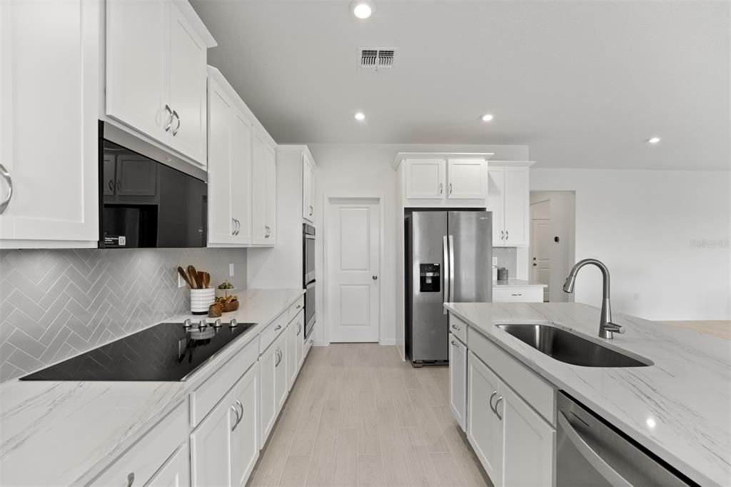 For Sale: $602,990 (4 beds, 3 baths, 2278 Square Feet)