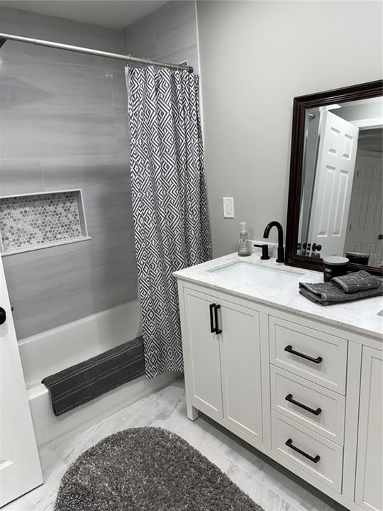 En Venta: $289,900 (3 camas, 2 baños, 1288 Pies cuadrados)