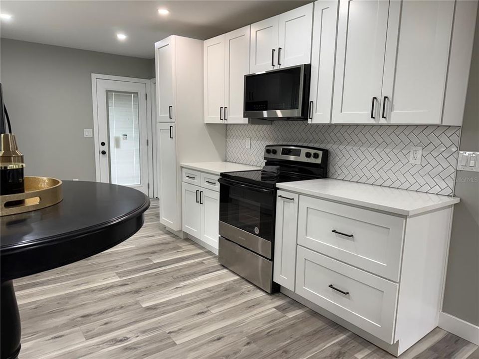 En Venta: $289,900 (3 camas, 2 baños, 1288 Pies cuadrados)