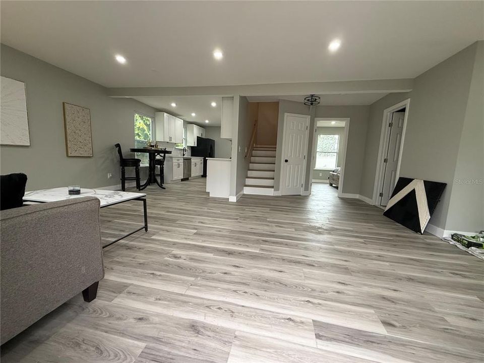 En Venta: $289,900 (3 camas, 2 baños, 1288 Pies cuadrados)