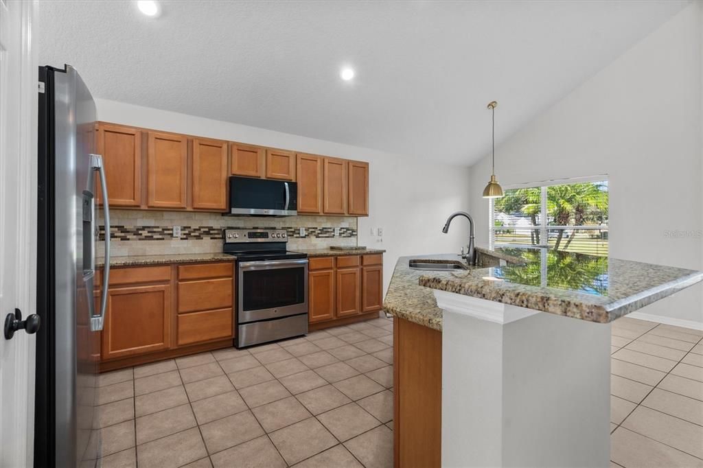 En Renta: $2,750 (4 camas, 2 baños, 2216 Pies cuadrados)