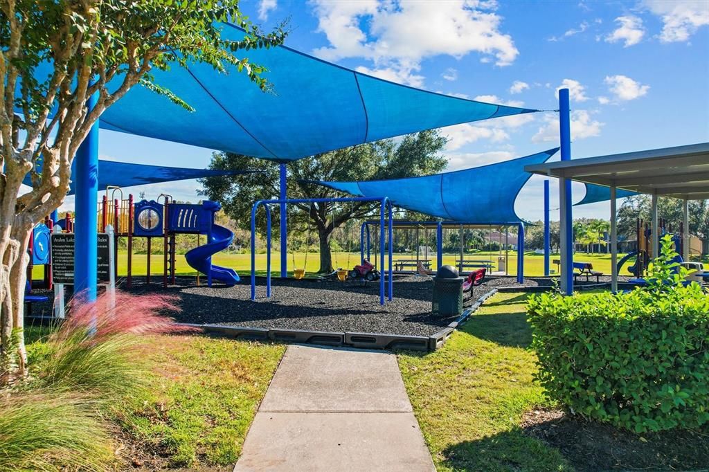 En Renta: $2,750 (4 camas, 2 baños, 2216 Pies cuadrados)