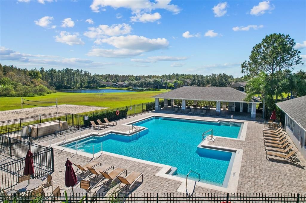 En Renta: $2,750 (4 camas, 2 baños, 2216 Pies cuadrados)