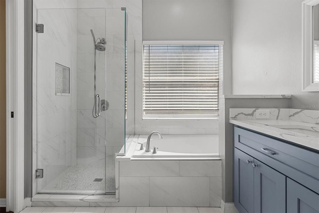 En Renta: $2,750 (4 camas, 2 baños, 2216 Pies cuadrados)