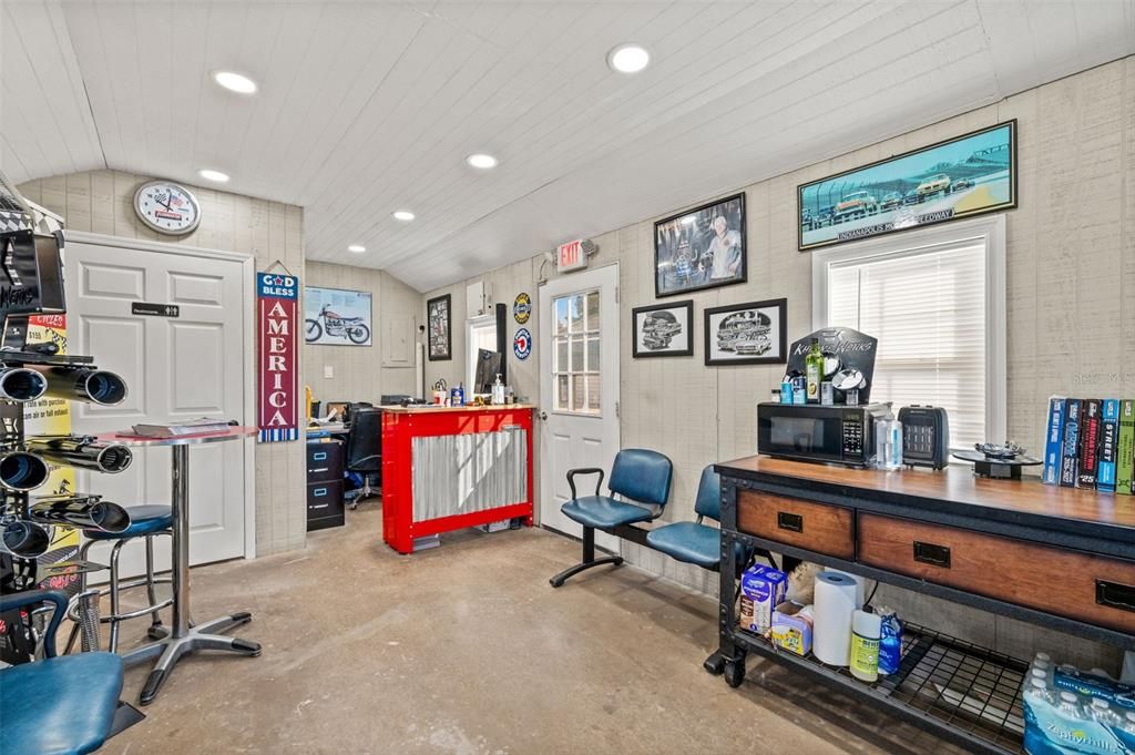 For Sale: $889,000 (0 beds, 0 baths, 252 Square Feet)