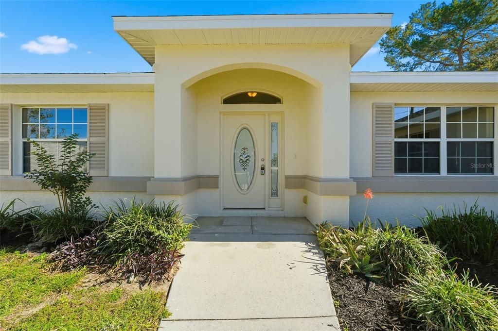 For Sale: $325,000 (3 beds, 2 baths, 1779 Square Feet)