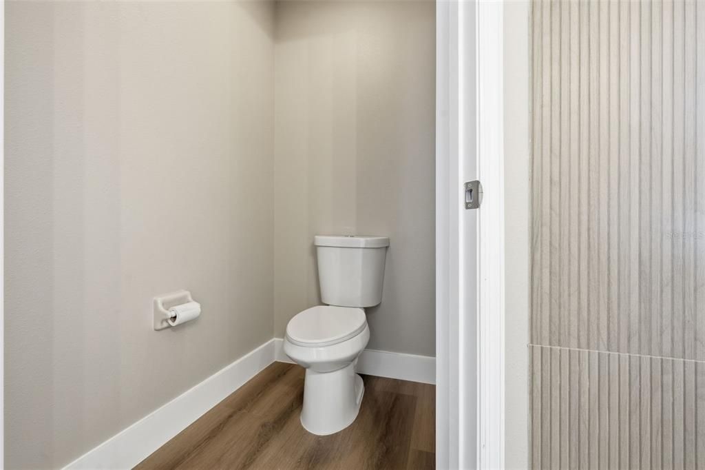 For Sale: $325,000 (3 beds, 2 baths, 1779 Square Feet)