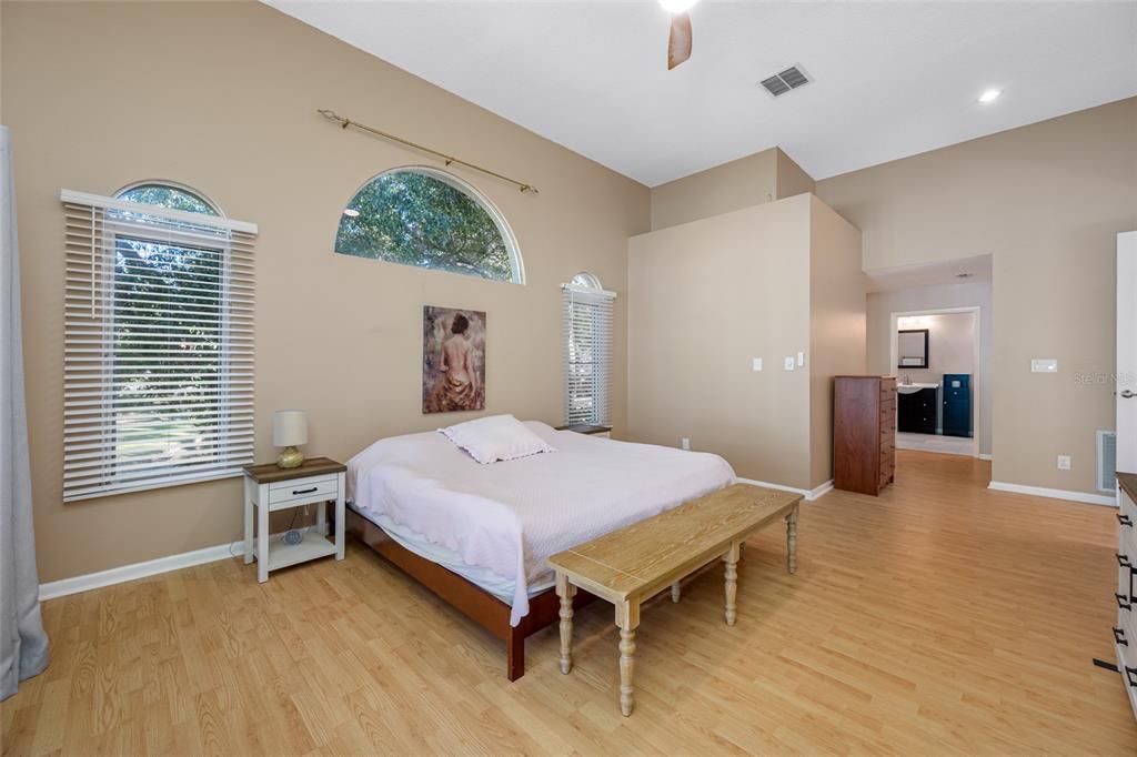 Active With Contract: $699,000 (4 beds, 3 baths, 2786 Square Feet)