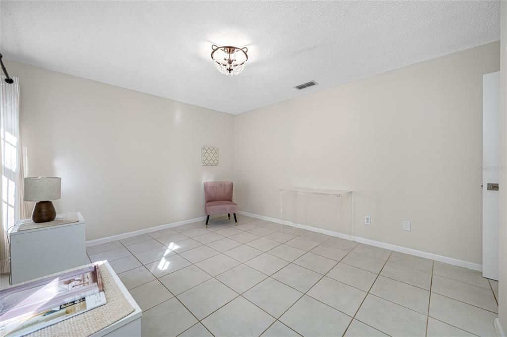 Active With Contract: $699,000 (4 beds, 3 baths, 2786 Square Feet)