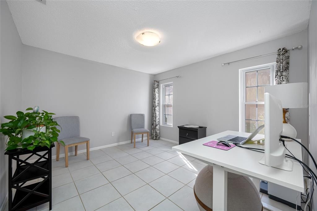 Active With Contract: $699,000 (4 beds, 3 baths, 2786 Square Feet)