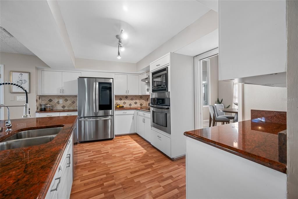 Active With Contract: $699,000 (4 beds, 3 baths, 2786 Square Feet)