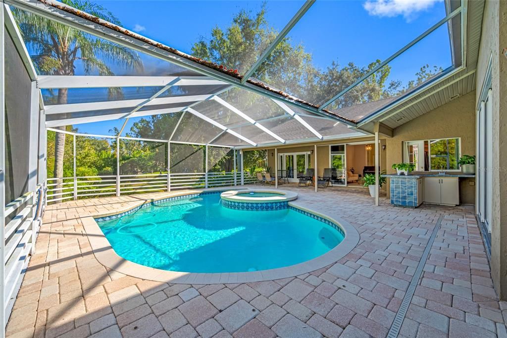 Active With Contract: $699,000 (4 beds, 3 baths, 2786 Square Feet)