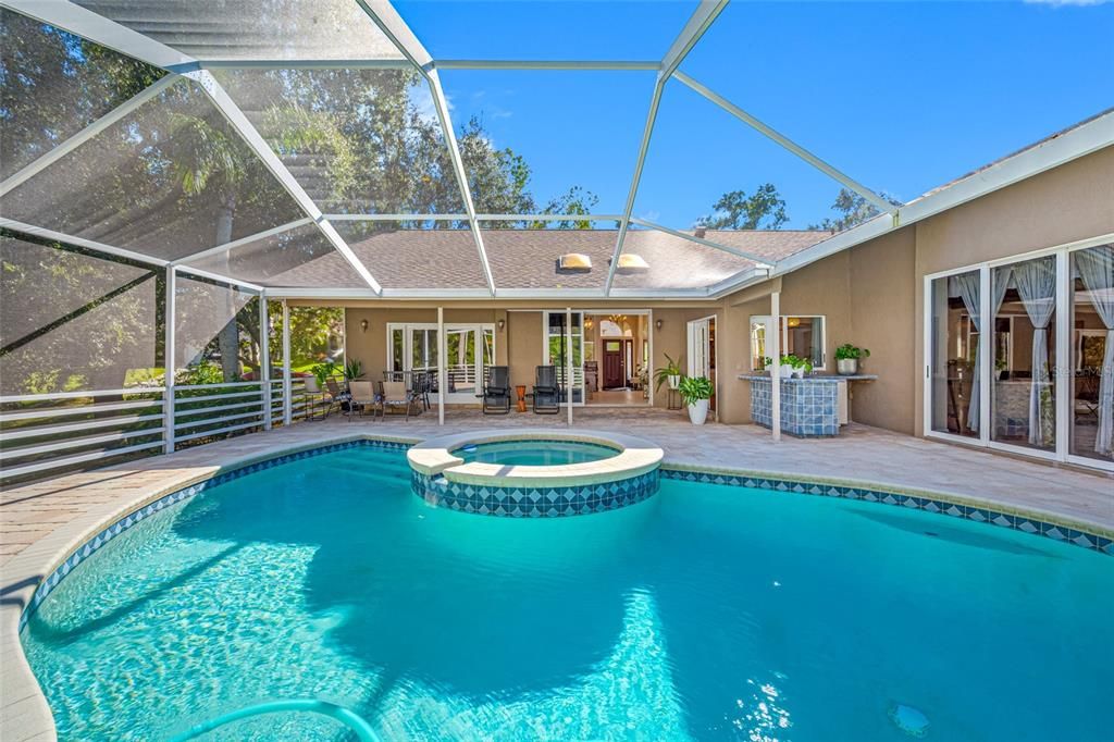 Active With Contract: $699,000 (4 beds, 3 baths, 2786 Square Feet)