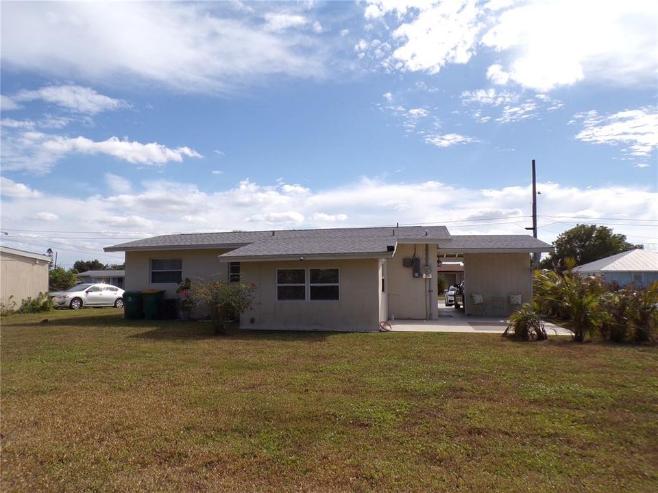 Под контрактом: $1,500 (2 спален, 1 ванн, 953 Квадратных фут)