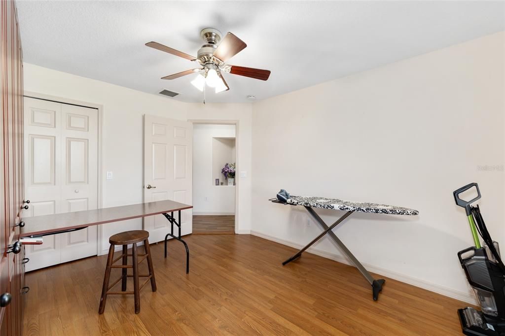 待售: $449,000 (3 贝兹, 2 浴室, 2295 平方英尺)