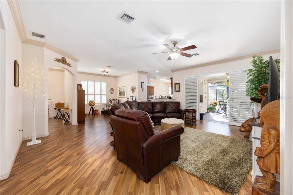 待售: $449,000 (3 贝兹, 2 浴室, 2295 平方英尺)