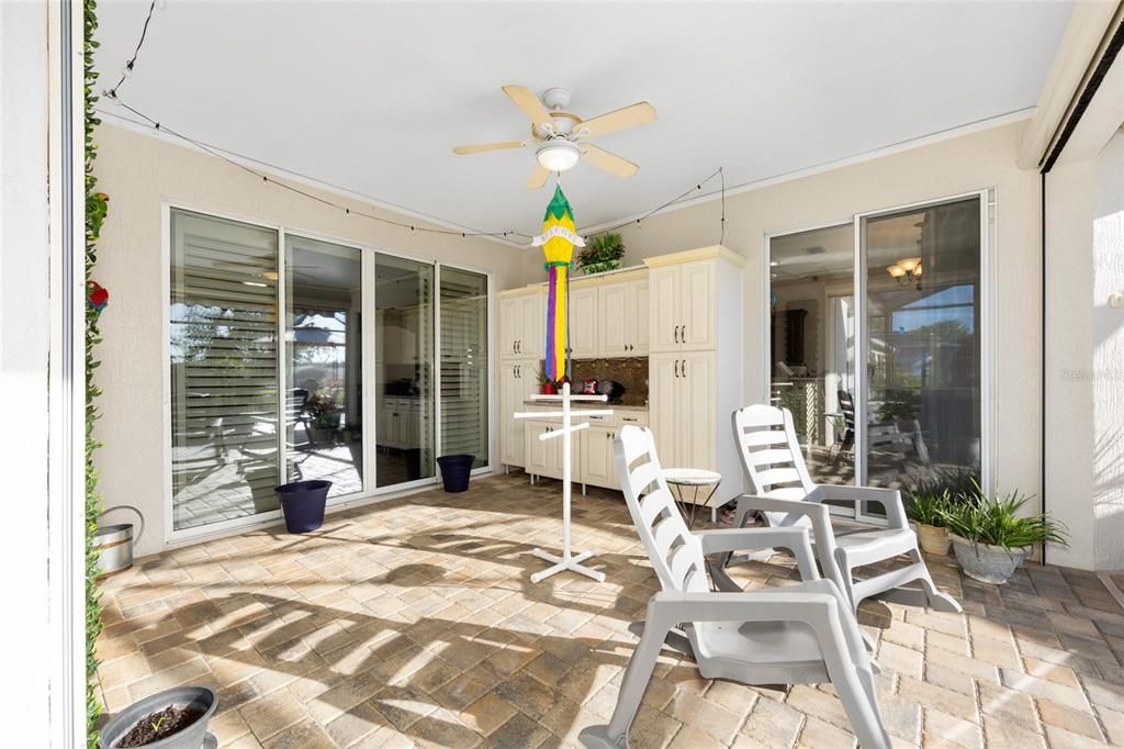 待售: $449,000 (3 贝兹, 2 浴室, 2295 平方英尺)