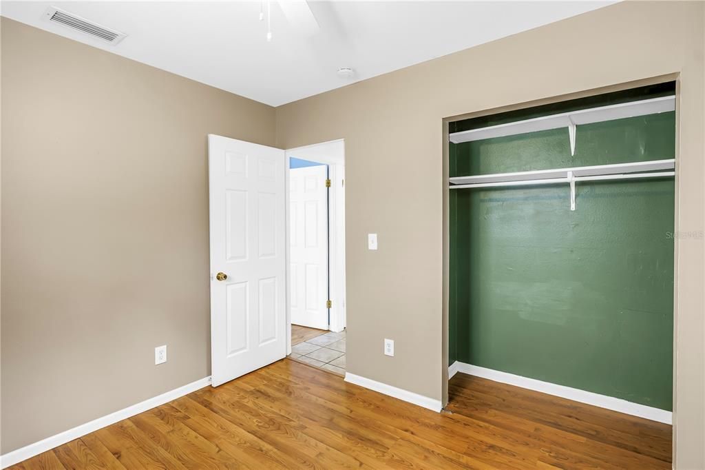 For Rent: $3,200 (4 beds, 2 baths, 1484 Square Feet)